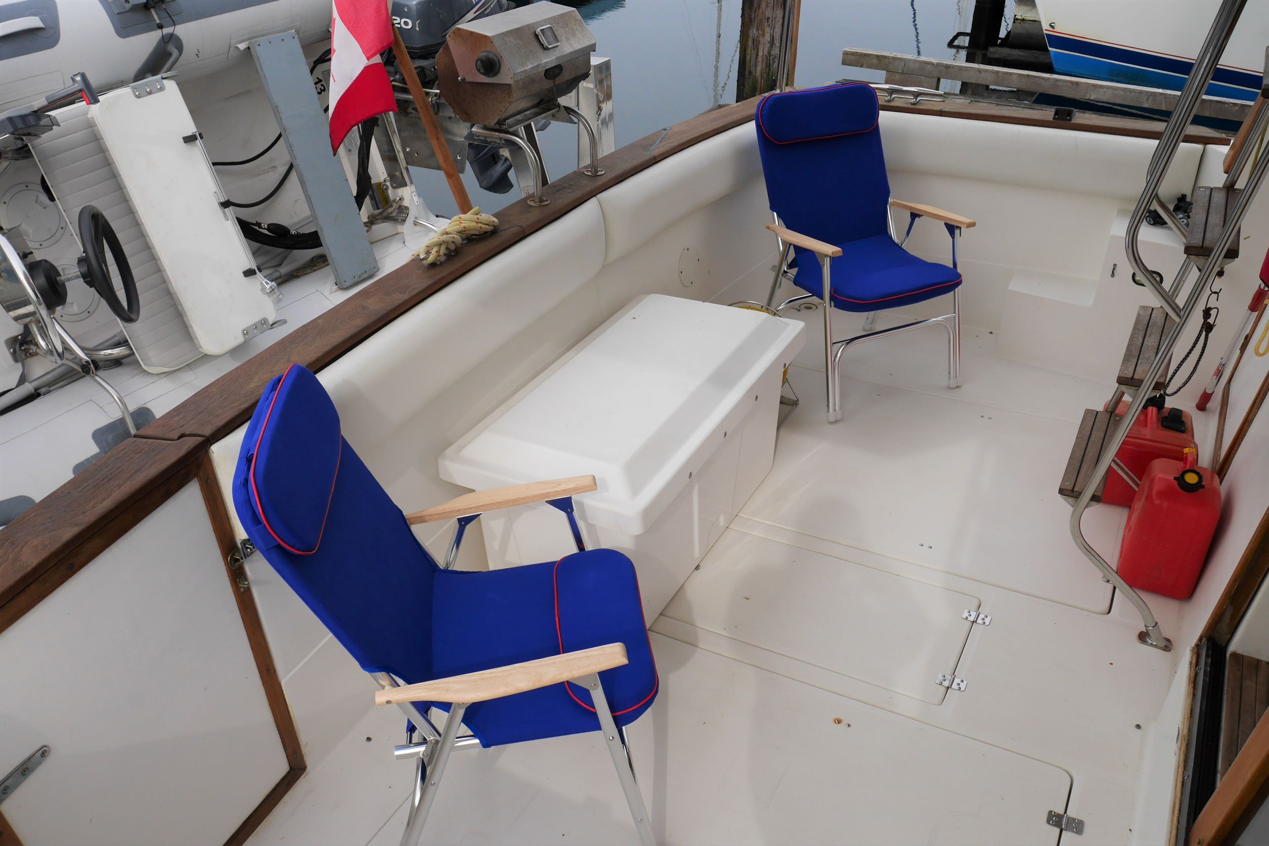 Ocean Pearl-aft chairs rs.JPG